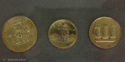 <div></div>